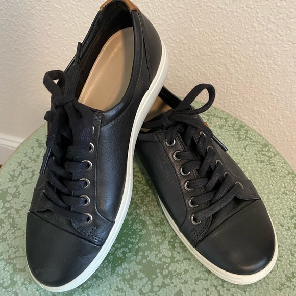 ecco black leather sneakers